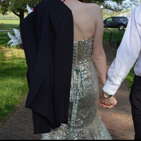 Prom Dress - Picture 4 of 4